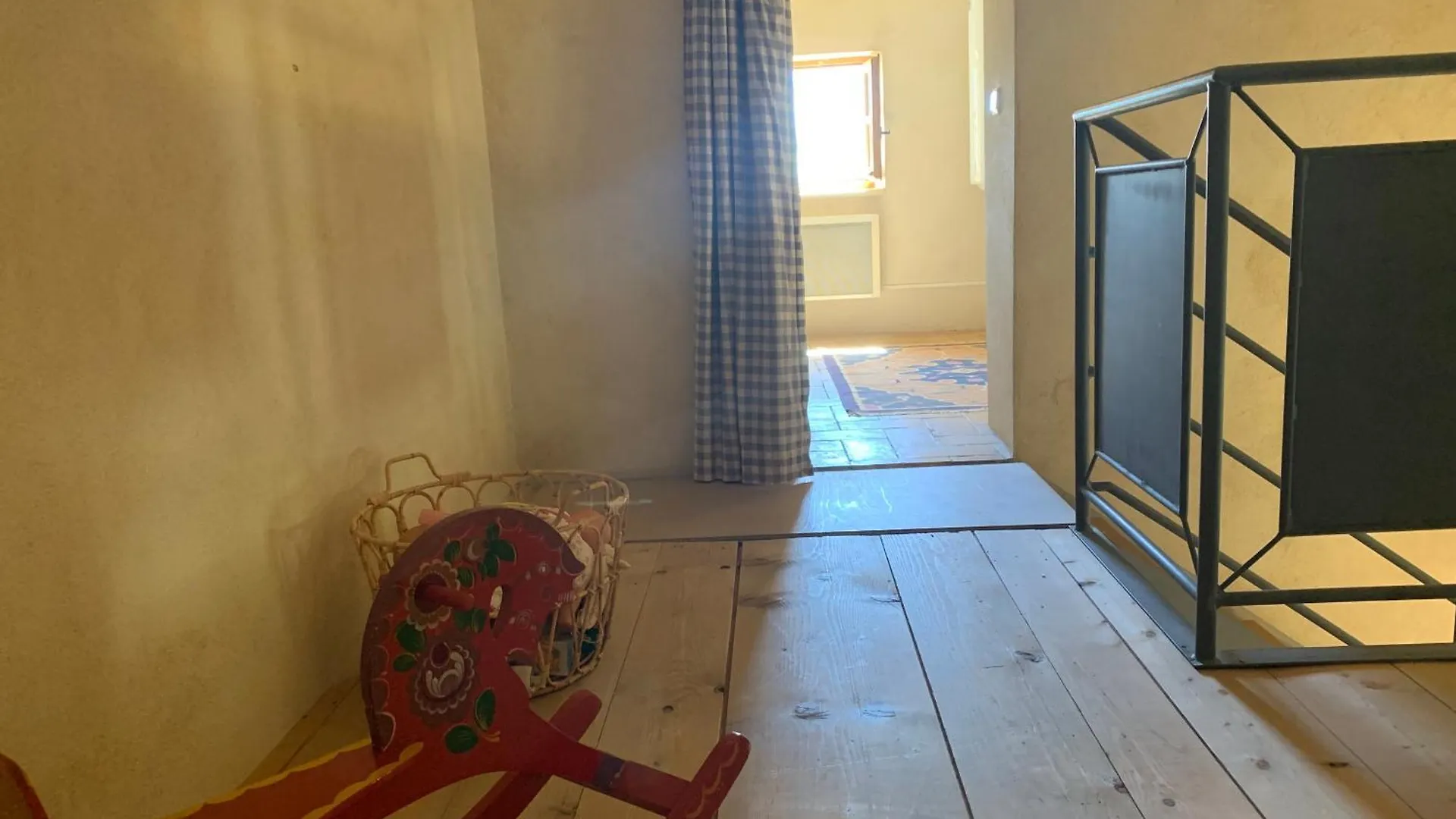 Petite Maison Provencale, Unique Et Calme Sainte-Jalle 0*,